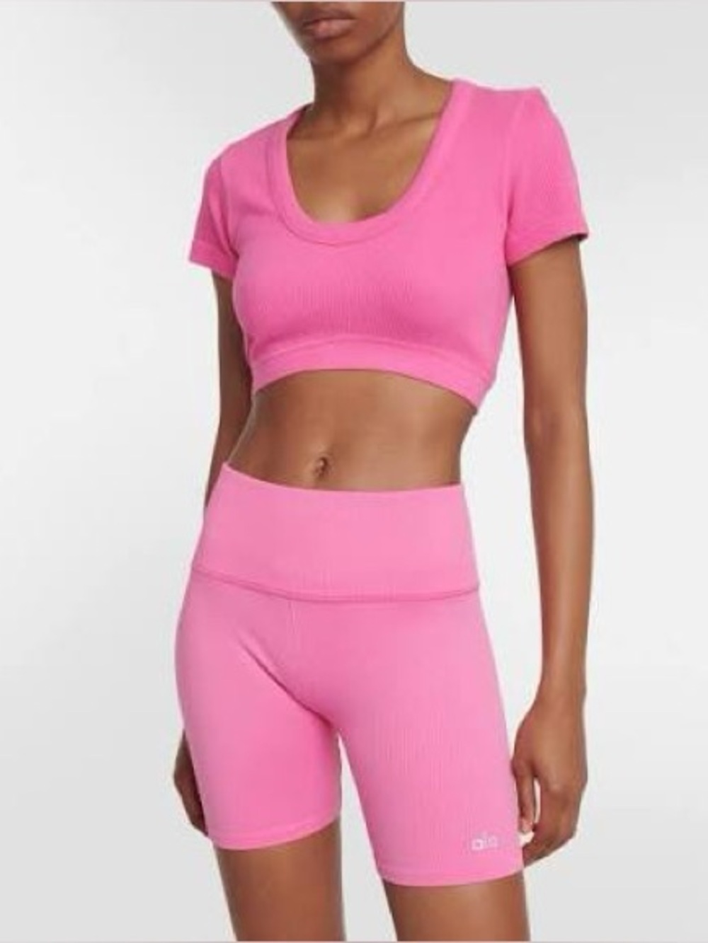 ALO Yoga High-Waist Hot Pink Bike Shorts 6.5” Sz XS Women’s
(Sep A-2)